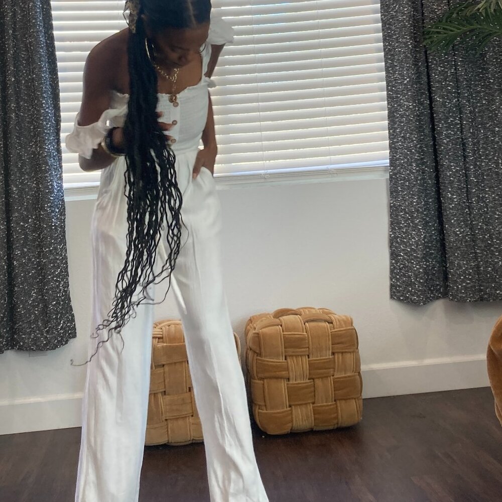 Venus All-White Flowy Romper - Perfect for Breezy Days!